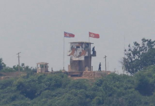 Trở nên cực kỳ khó đoán, điều gì đang xảy ra với ông Kim Jong-un? - Ảnh 2. Trở nên cực kỳ khó đoán, điều gì đang xảy ra với ông Kim Jong-un? - Ảnh 2.