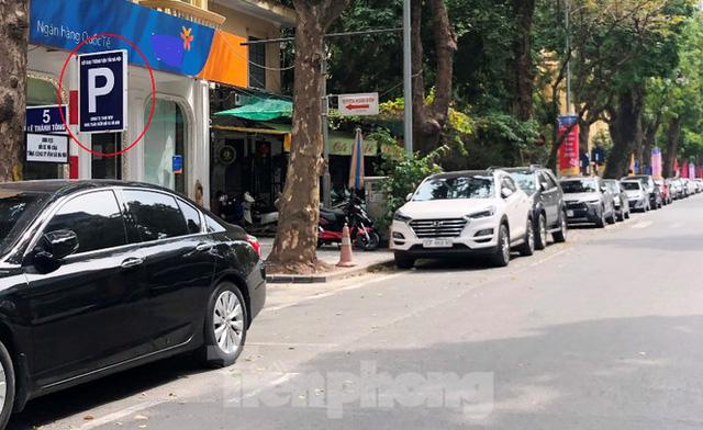Lật tẩy nhiều bãi xe máy chém tại Hà Nội - Ảnh 8. Lật tẩy nhiều bãi xe máy chém tại Hà Nội - Ảnh 8.