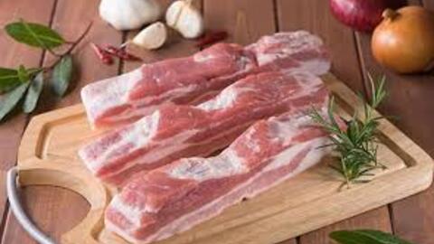 Giá thịt heo hôm nay 23/2: Giảm 8.000 - 10.000 đồng/kg tại Công ty Thực phẩm bán lẻ