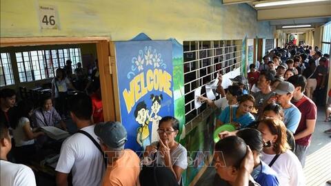 Philippines bầu cử giữa nhiệm kỳ
