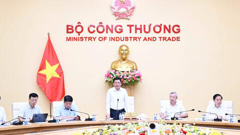 Bộ Công Thương họp về cung ứng điện 6 tháng cuối năm 2025, xây dựng kế hoạch năm 2026