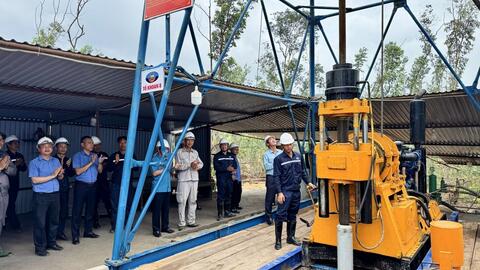 Khởi công lỗ khoan GK289 - dự án hợp tác thăm dò giữa TKV và JOGMEC (Nhật Bản)