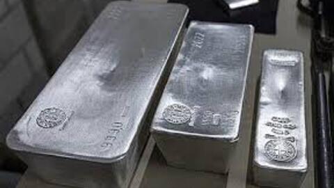 Giá bạc hôm nay 19/6/2025: Bạc bật tăng cao