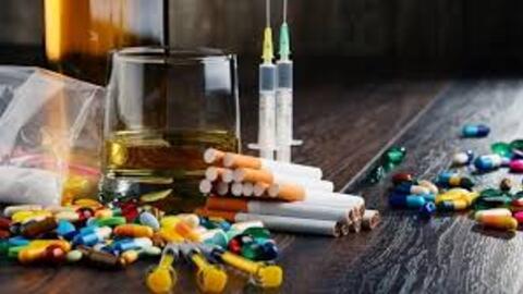 Trung Quốc kêu gọi người trẻ cảnh giác với chất gây nghiện