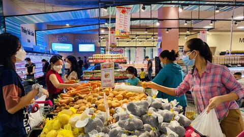 Tập trung kiểm soát lạm phát, giữ vững đà tăng trưởng