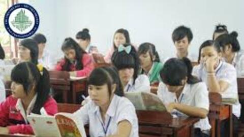 Chương trình và hoạt động giáo dục của trường phổ thông dân tộc nội trú