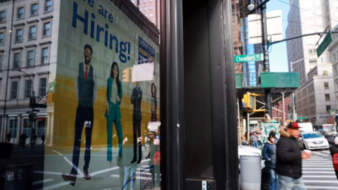 Thị trường lao động tiếp tục suy yếu: Thêm tín hiệu cho thấy Fed nhiều khả năng cắt giảm lãi suất trong cuộc họp tuần sau