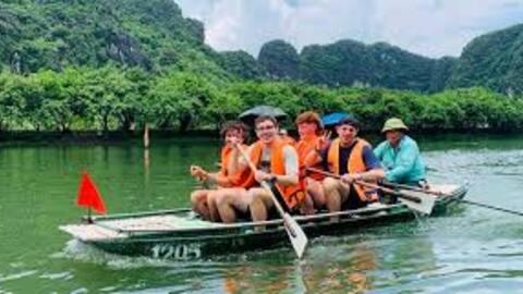 Du lịch Việt Nam tiếp tục khẳng định vị thế, đóng góp vào tăng trưởng kinh tế