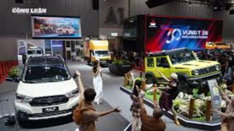 Tiêu thụ ô tô tại Việt Nam lập đỉnh kể từ đầu năm