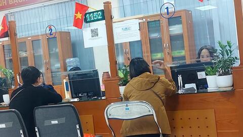 Người cao tuổi Hà Nội đón tin vui về trợ cấp hưu trí