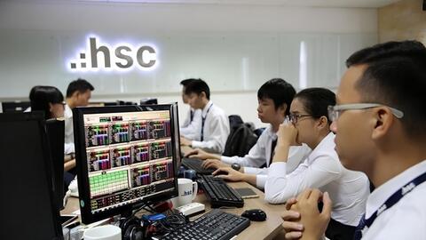 Chứng khoán năm 2026: Pha định giá mới khi nội lực nền kinh tế lên tiếng