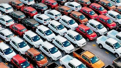 Doanh số ô tô 2025 tại Việt Nam vượt 313.000 xe