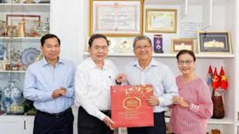 Chủ tịch Quốc hội Trần Thanh Mẫn thăm, tri ân nguyên lãnh đạo Đảng, Nhà nước