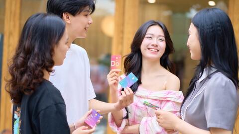 Chi tiêu mùa lễ hội: Tối ưu ngân sách nhờ ưu đãi thanh toán