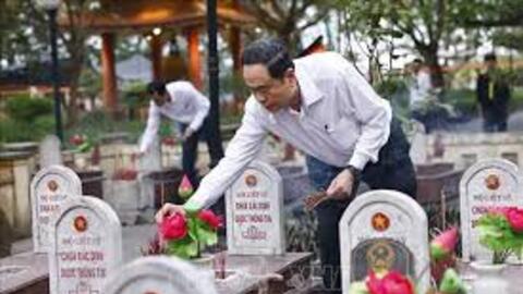 Chủ tịch Quốc hội Trần Thanh Mẫn tri ân các Anh hùng Liệt sỹ, Mẹ Việt Nam anh hùng tại Thành phố Hồ Chí Minh