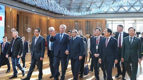 Thủ tướng Phạm Minh Chính làm việc với Tập đoàn dầu khí hàng đầu của Nga