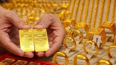Giá vàng hôm nay (trưa 20-4): Đồng loạt giảm