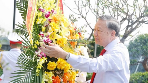 Tổng Bí thư, Chủ tịch nước Tô Lâm dâng hương tưởng niệm Tổng Bí thư Hà Huy Tập