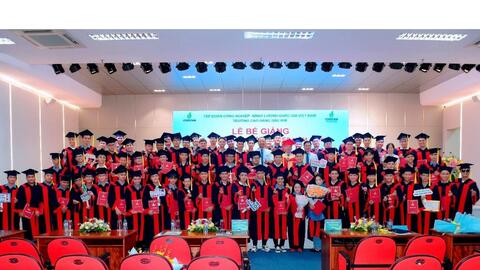 Lễ tốt nghiệp khóa 2023: Dấu ấn chất lượng đào tạo của PV College