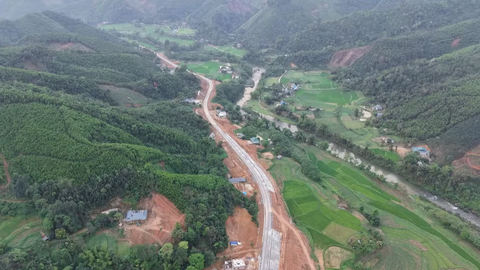Dự kiến khai thác đường Hồ Chí Minh đoạn Chợ Chu - Ngã ba Trung Sơn từ ngày 19/8