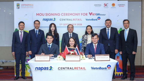 Lễ ký kết Biên bản ghi nhớ giữa NAPAS, VietinBank và Central Retail Corporation Thái Lan