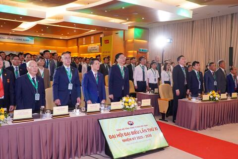 <a href="/nangluong-cuocsong" title="Năng lượng - Cuộc sống" rel="dofollow">Năng lượng - Cuộc sống</a>