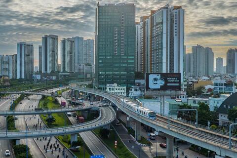 TP. Hồ Chí Minh sau hợp nhất: Chỉ số GRDP 6 tháng đầu năm tăng 6,56%