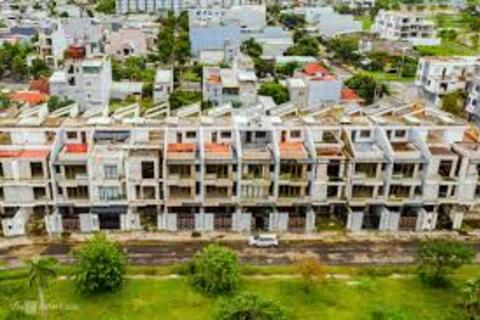 Biệt thự – Shophouse nghỉ dưỡng duy trì nguồn cung, thị trường Condotel tiếp tục lao dốc
