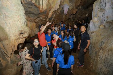 <a href="/nangluong-cuocsong" title="Năng lượng - Cuộc sống" rel="dofollow">Năng lượng - Cuộc sống</a>
