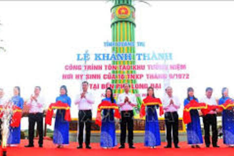 Khánh thành công trình tôn tạo Khu tưởng niệm nơi hy sinh của 16 Thanh niên xung phong