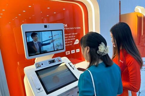 Tín dụng online phát triển ‘nóng’- cần khung pháp lý chặt chẽ hơn