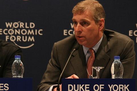 Vua Charles tước bỏ danh hiệu và dinh thự của Hoàng tử Andrew