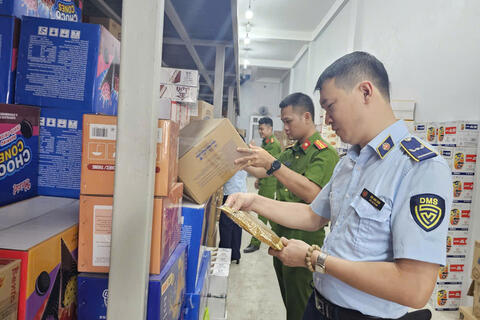 Quản lý thị trường trước yêu cầu thực thi Kết luận 207 của Ban Bí thư