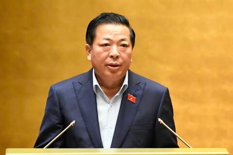 <a href="/dau-tu" title="Đầu tư" rel="dofollow">Đầu tư</a>