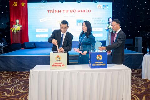 <a href="/nangluong-cuocsong" title="Năng lượng - Cuộc sống" rel="dofollow">Năng lượng - Cuộc sống</a>