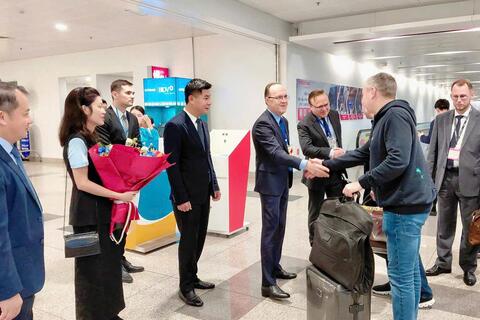 Đoàn cấp cao Nga đến Hà Nội, mở đầu chuyến thăm thúc đẩy hợp tác phòng, chống tham nhũng