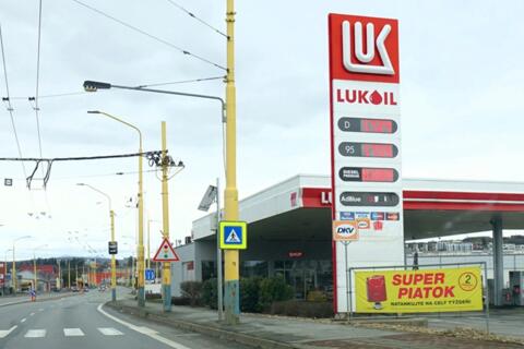 <a href="/the-gioi" title="Thế giới" rel="dofollow">Thế giới</a>