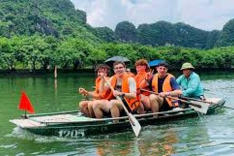 Du lịch Việt Nam tiếp tục khẳng định vị thế, đóng góp vào tăng trưởng kinh tế