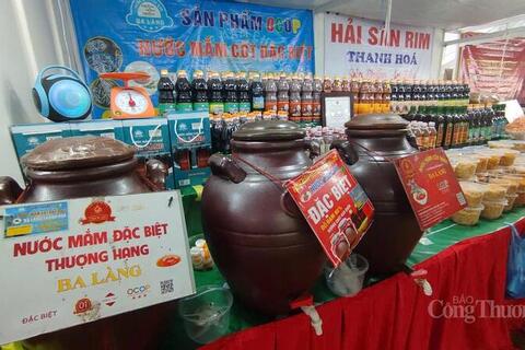 <a href="/thong-tin-thi-truong" title="Thông tin thị trường" rel="dofollow">Thông tin thị trường</a>