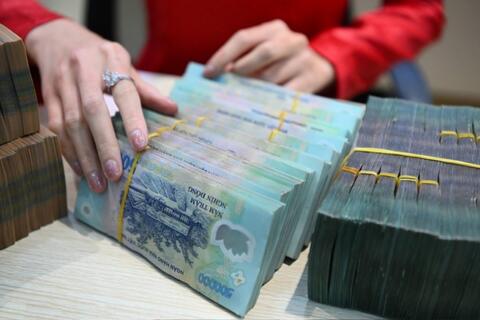 <a href="/tai-chinh" title="Tài chính" rel="dofollow">Tài chính</a>