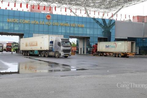 <a href="/dau-tu" title="Đầu tư" rel="dofollow">Đầu tư</a>