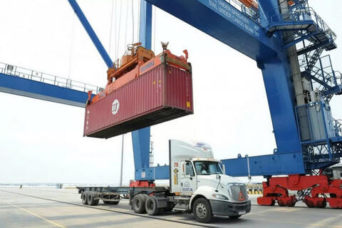 <a href="/kinh-te" title="Kinh tế" rel="dofollow">Kinh tế</a>