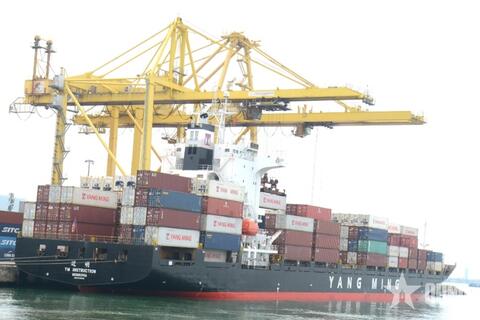 <a href="/kinh-te" title="Kinh tế" rel="dofollow">Kinh tế</a>