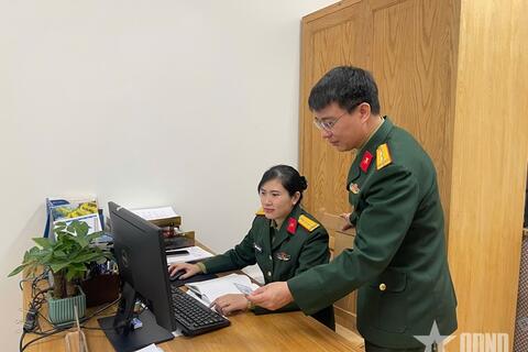 <a href="/xuc-tien" title="Xúc tiến" rel="dofollow">Xúc tiến</a>