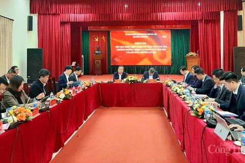 <a href="/kinh-te" title="Kinh tế" rel="dofollow">Kinh tế</a>