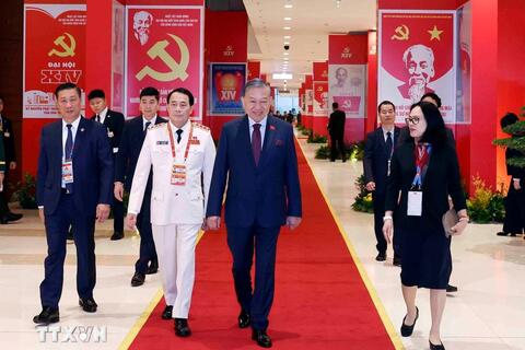 <a href="/tin-24h" title="Tin 24h" rel="dofollow">Tin 24h</a>