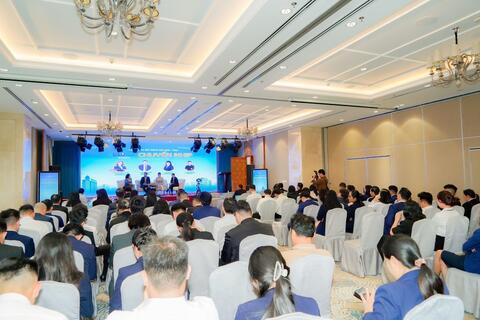 <a href="/thong-tin-thi-truong" title="Thông tin thị trường" rel="dofollow">Thông tin thị trường</a>