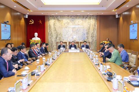 <a href="/nangluong-cuocsong" title="Năng lượng - Cuộc sống" rel="dofollow">Năng lượng - Cuộc sống</a>