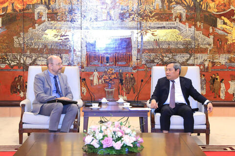 Thúc đẩy hợp tác đầu tư giữa Hà Nội và Thụy Sĩ