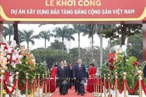 <a href="/tin-24h" title="Tin 24h" rel="dofollow">Tin 24h</a>